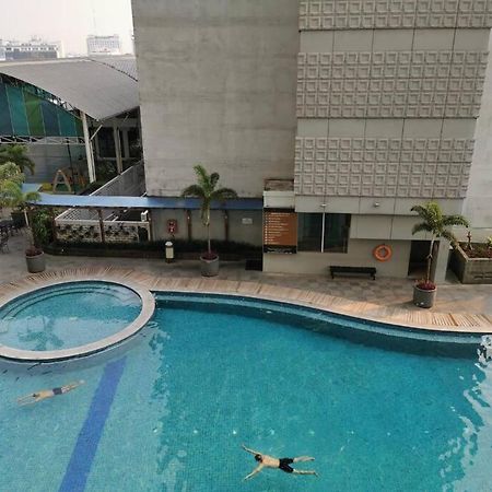 Two Bedroom Apartment At El Royale Hotel Bandung Exterior photo